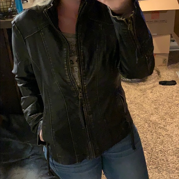 Jacket - Picture 2 of 6